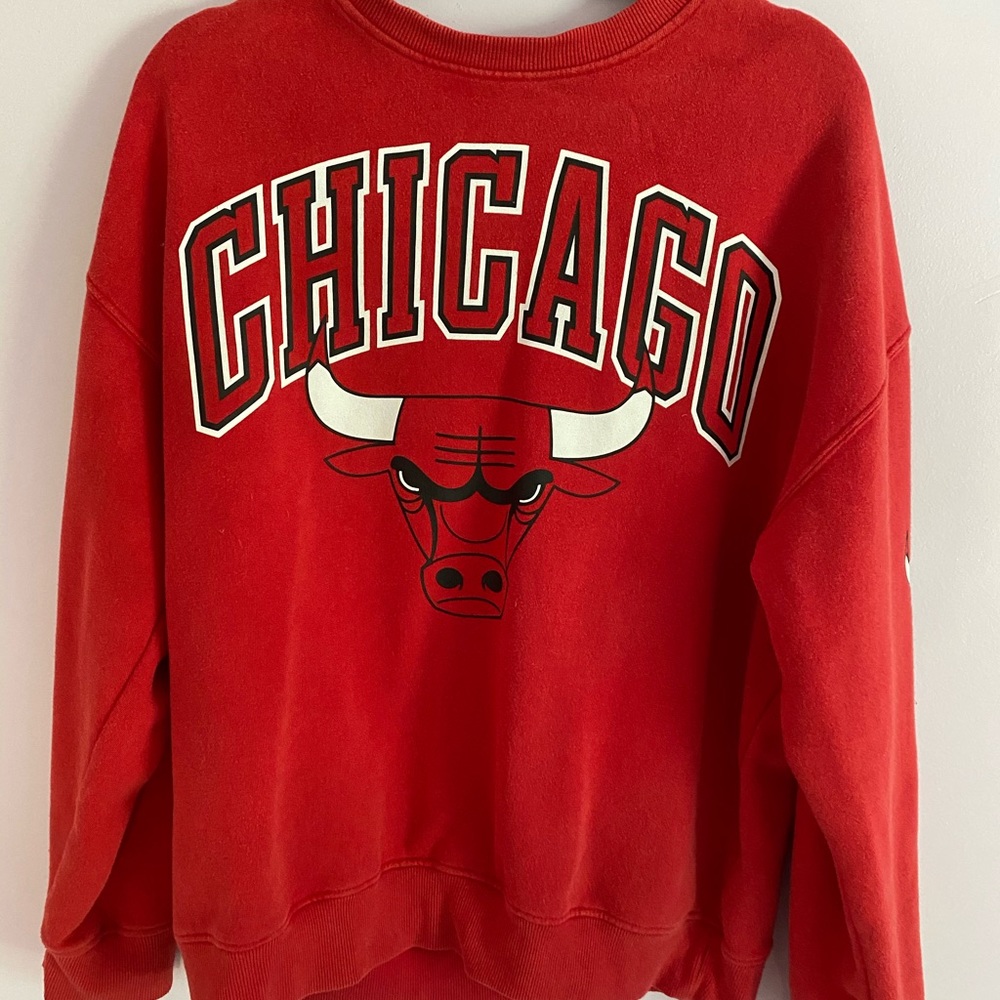 Chicago Bulls Red Sweater